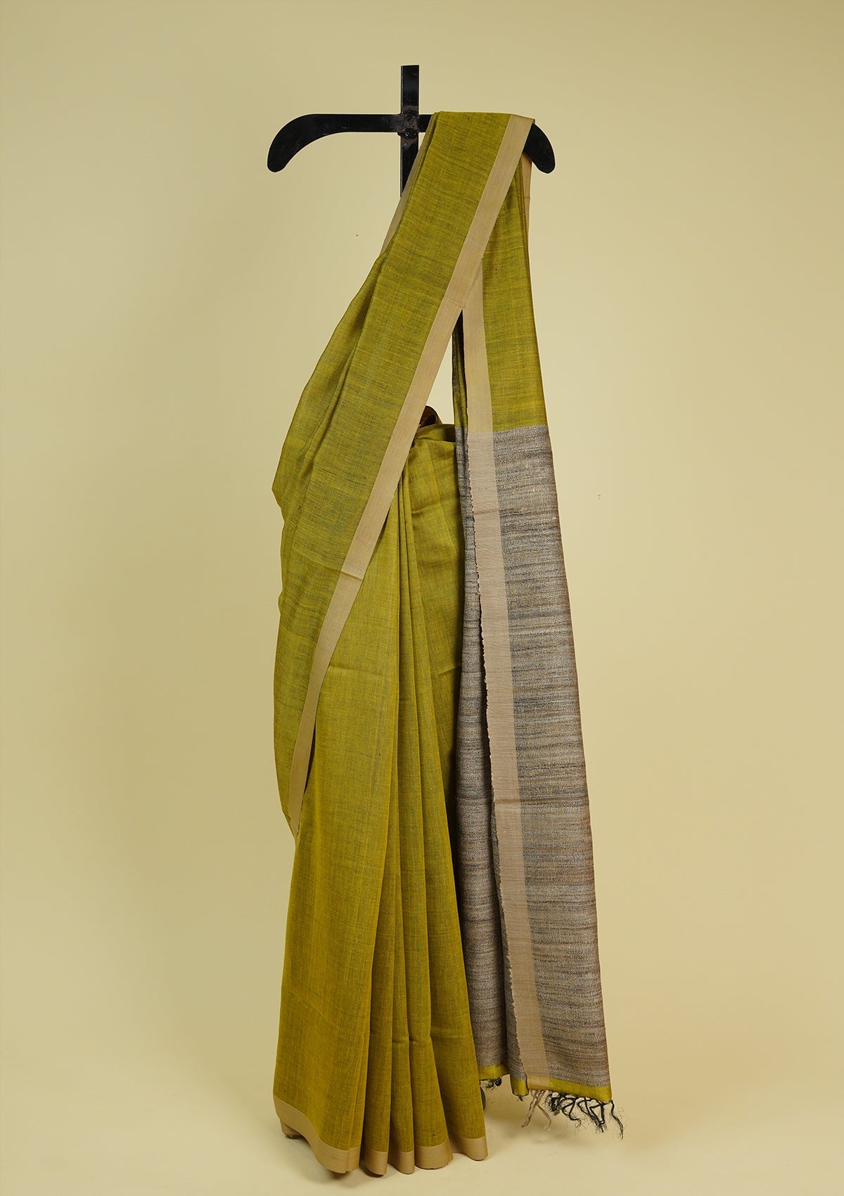 Handwoven Green Raw Silk Saree