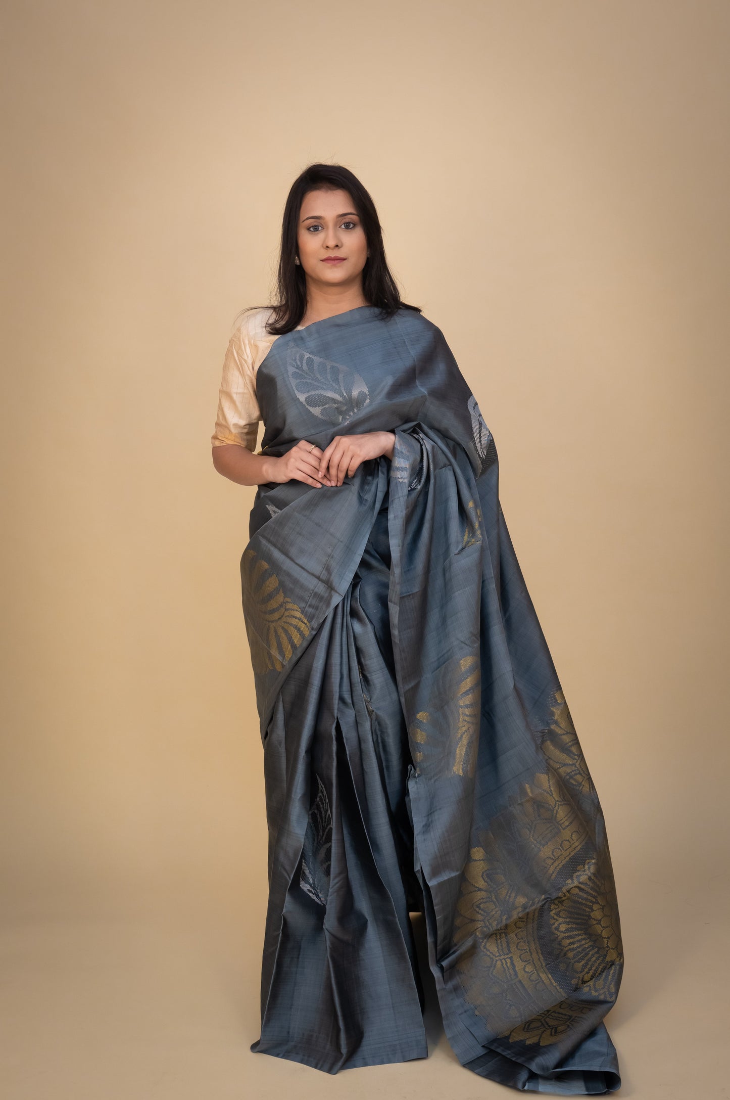 Handwoven Grey Silk Saree